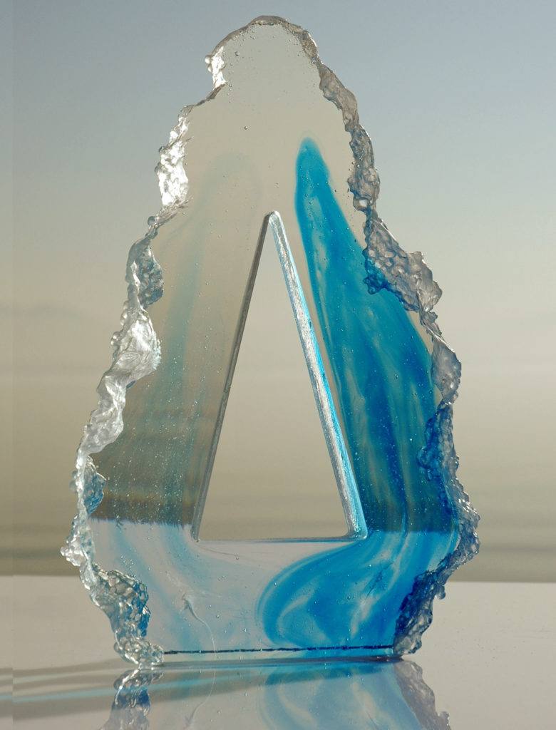 Sculpture Triangle vertical 2 bleus